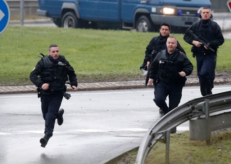 French armed forces arrive in Dammartin-en-Goele