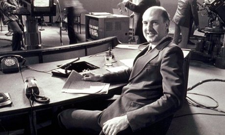 Gordon Honeycombe at ITN in 1974
