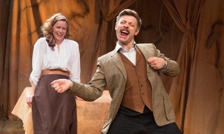 Alan Turkington as Bigelow in The First Man.