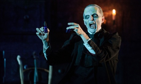 Warwick Fyfe (Dr Miracle) in The Tales of Hoffmann.