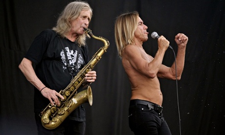 Steve Mackay and Iggy Pop perform in Finland, 2010