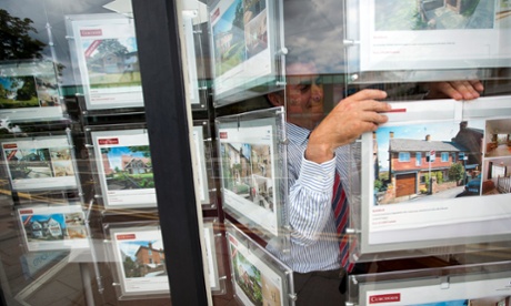 Estate agents adjusts property adverts