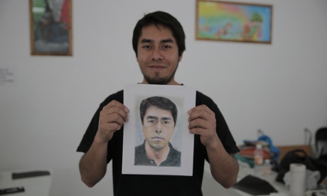 Juan Ramón Navarro, teacher of the fine arts class.