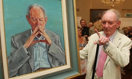 Brian Friel in 2010 looking at his portrait in 2010 by Mick O'Dea in the National Gallery of Ireland.