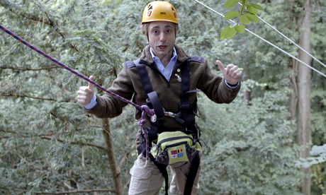 Ryan Sampson as Darren Packer