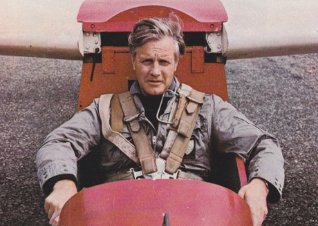 Peter Lanyon in his glider in 1964.