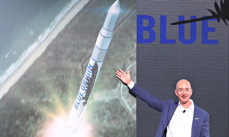 Jeff Bezos reveals Blue Origin rocket