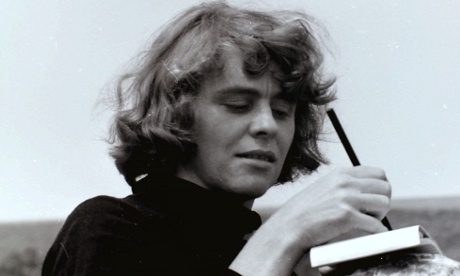 Margaret Evans sketching in 1963