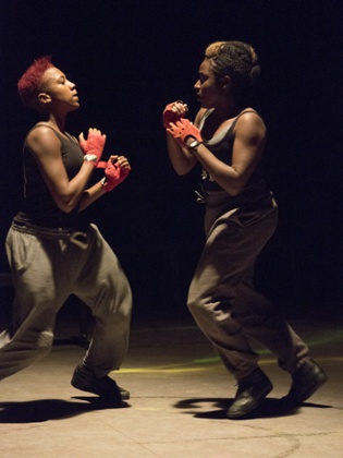 Jade Anouka as Hotspur and Susan Wokoma as Earl of Douglas