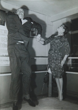 Photograph of Diana Athill and a friend at home in north London.