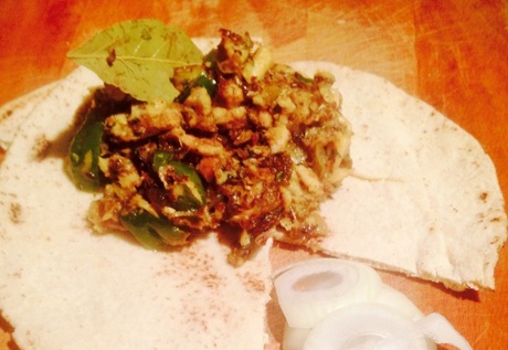 Magical combo: seafood and mangoes.