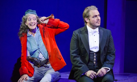 Rebecca de Pont Davies as Ruth and Robert Murray as Frederic in The Pirates Of Penzance at the London Coliseum.