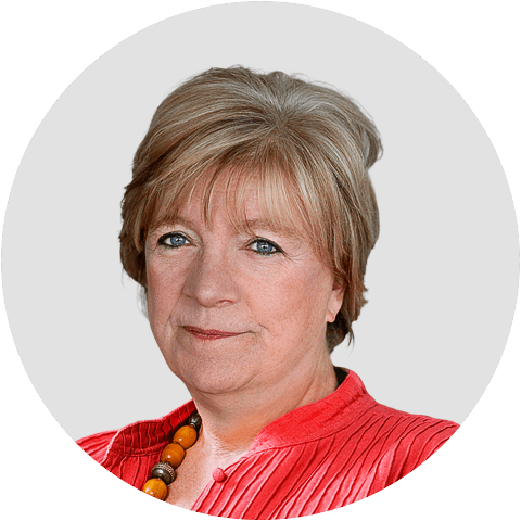 Polly Toynbee circular byline