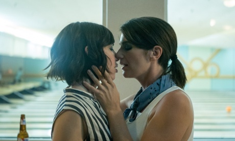 Carrie Brownstein and Gaby Hoffman.