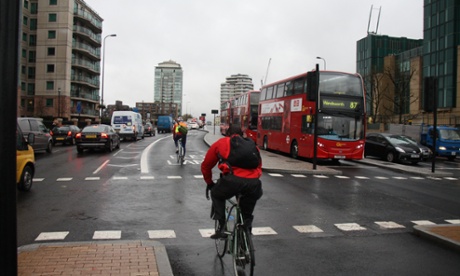 London cyclist on Vauxhall Bridge