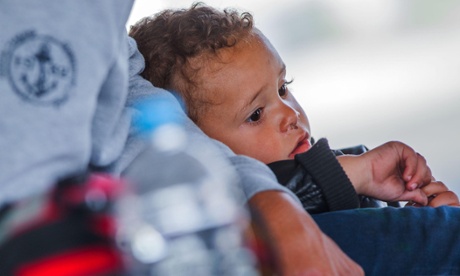 Refugees heading for Sweden