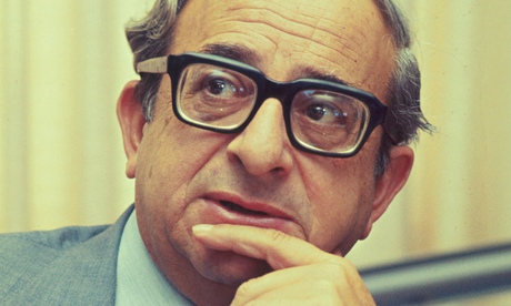 Yitzhak Navon demanded – and won – a commission of inquiry into the massacre of hundreds of civilians in Sabra and Shatila in Lebanon.