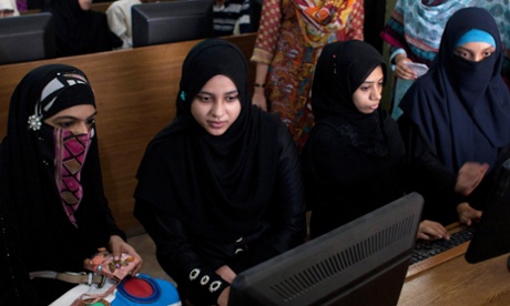 University students surf the internet in Karachi, Pakistan.