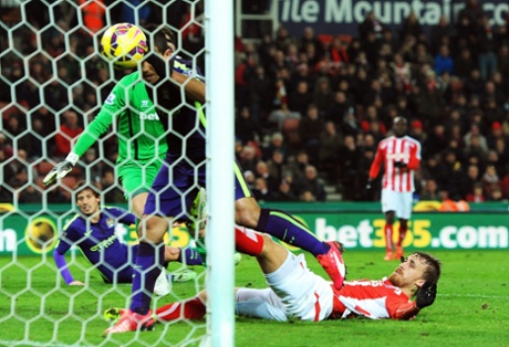 Hats off to the eagle-eyed lineo.