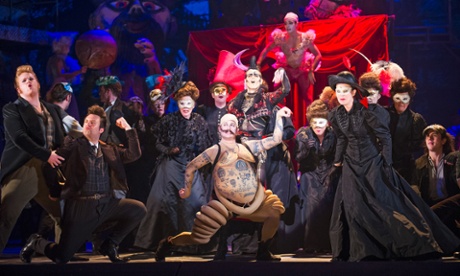 A scene from Benvenuto Cellini by ENO @ London Coliseum. Directed by Terry Gilliam