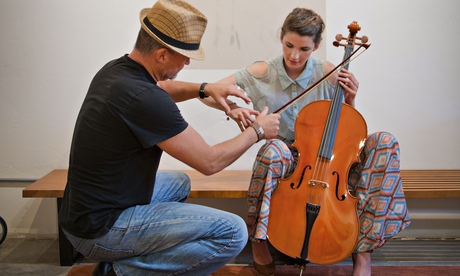 Learning a musical instrument helps to maintain an ageing brain.