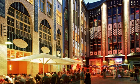 Theatre and restaurants in Berlin