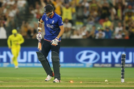 A golden duck for Stuart Broad, bowled by a Mitchell Starc yorker.