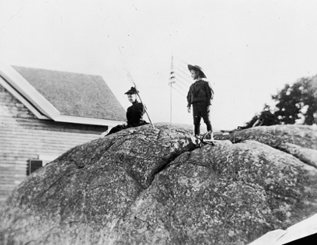 Young Tom with his mother in 1895.