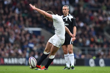 George Ford scores from the penalty kick.