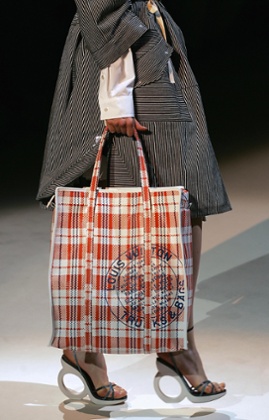 A model on the catwalk for Louis Vuitton Spring/Summer 2007
