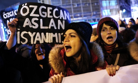 Istanbul protest against murder of Ozgecan Aslan