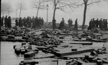 The aftermath of flooding at Cheyne Walk, Chelsea, in 1928.