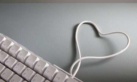 Keyboard wire in the shape of a heart