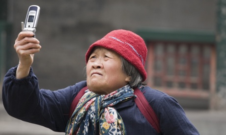 older woman cell phone