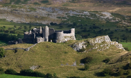 Carreg Cennen Castle, near Llandeilo, Brecon Beacons national park.