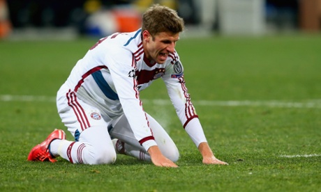 Bah. Thomas Müller rues his missed chance.