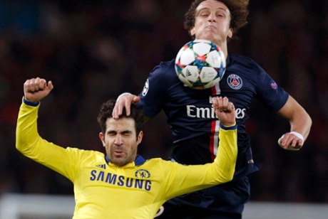 Best use an arm Despite having a five inch height advantage over his opponent, David Luiz can't help but use one of the oldest tricks in the book to beat Cesc Fabregas in the air.