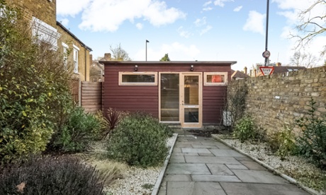 Brenchley Gardens house