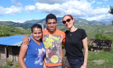 Cafedirect's head of supply and procurement, Violeta Stevens with Jarvis and Fernanda, two young farmers from COSURCA.