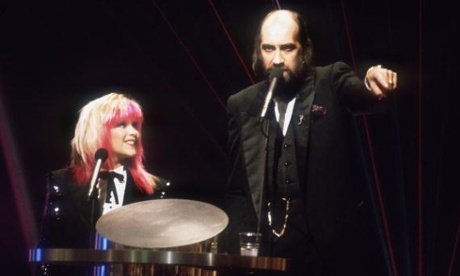 Presenters Samantha Fox and Mick Fleetwood the 1989 Brit awards.