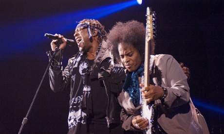 D'Angelo with Jesse Johnson