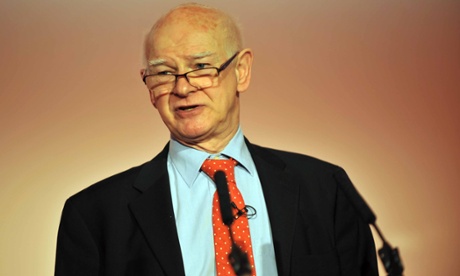 Sir Howard Davies at the Runways UK conference in 2014.