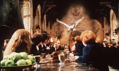 A still from the trailer of the film Harry Potter and the Philosopher's Stone in which Harry's owl, Hedwig, delivers his magic broom to him.