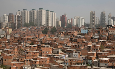 The Paraisópolis slum of São Paulo with the Morumbi neighbourhood in the background.