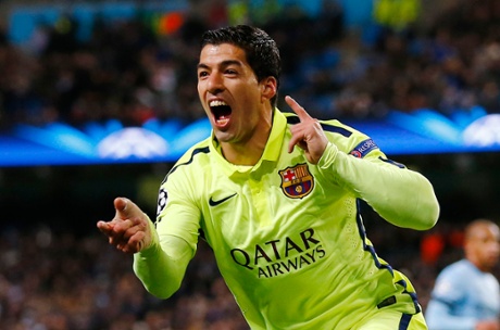Luis Suarez celebrates.