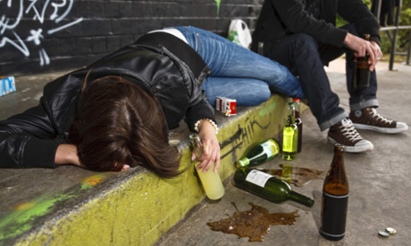 Pedestrians involved in accidents could be breathalysed in Spain under proposed changes to the law.