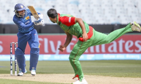 Mashrafe to Dilshan (Asanka Brendon Ratnayake/REX)