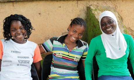 Mervice Chombule, Fatsileni Jafali and Asitatu Bamusi at their old school in Likwena.
