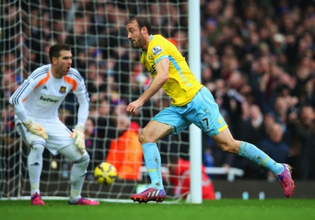 Despair for Adrian as Glenn Murray celebrates Palace's third.