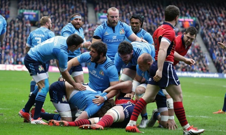 From the restart, Italy drive and Joshua Furno touches down.